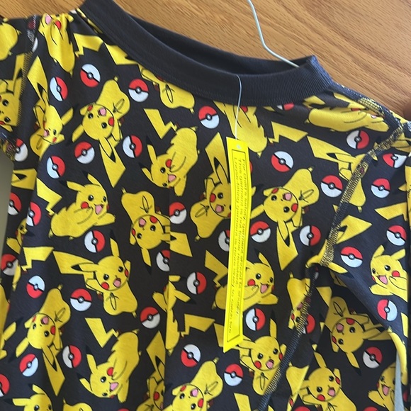 Hanna Andersonson Pokémon PJ’s Size 10 Brown, Yellow, Red New With Tag - Picture 2 of 6